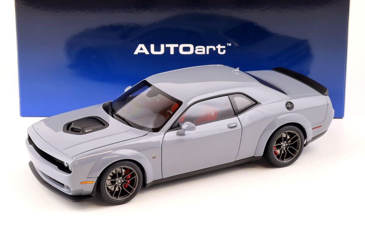 đ RendelĂ©sre â Dodge Challenger R/T Scat Pack Widebody 2022 â TöbbszĂnben â 1:18 AutoArt