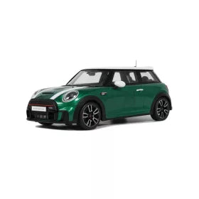 🚗 Rendelésre érkezik – MINI Cooper F56 John Cooper Works 2023 – brit versenyzöld – 1:18 Otto-mobile