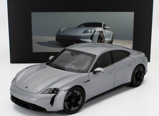 🚗 Rendelésre – Porsche Taycan Turbo GT (J1.2) 2024 – Jégszürke – 1:18 Norev